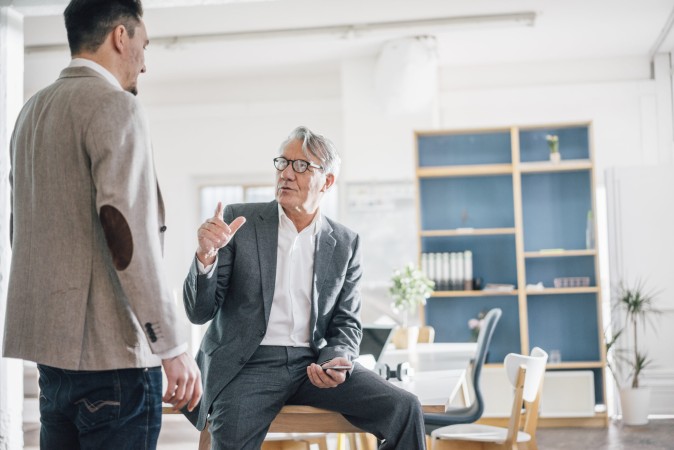 Image d'illustration de l'article : Hiérarchie en détresse : de manager à influenceur, quand le biais d'autorité s'invite au bureau