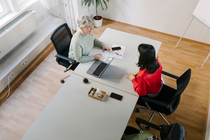 Salariés portés polyvalents défis et avantages du recrutement